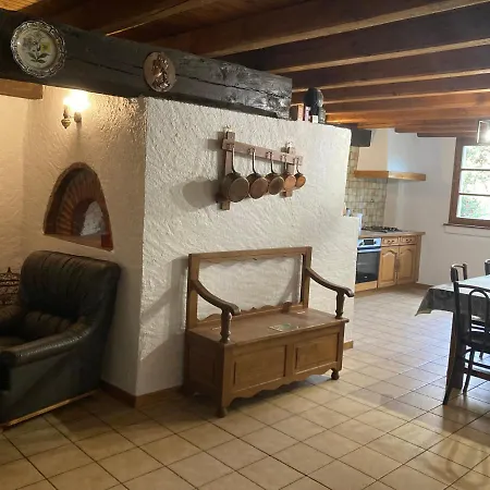 Ferienhaus La Tonton Desseling